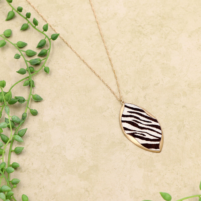Monique jewellery shop