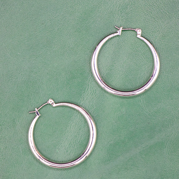 Tess Hoops